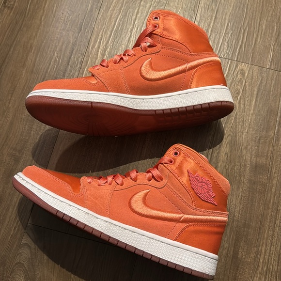 Nike Women's Air Jordans High in Shine and Suede Coral - Picture 6 of 6